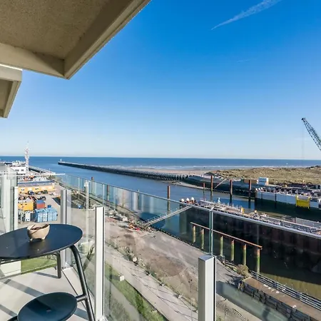 Lighthouse With Amazing & Beautiful Sea View Apartment Nieuwpoort
